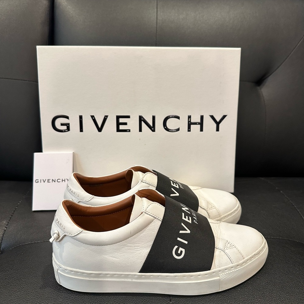 Givenchy Urban Street White and Black Sneakers